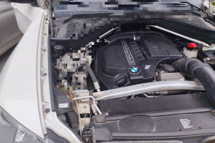 Used BMW X5 2011 xDrive35i Leading Model Engine Bay Right