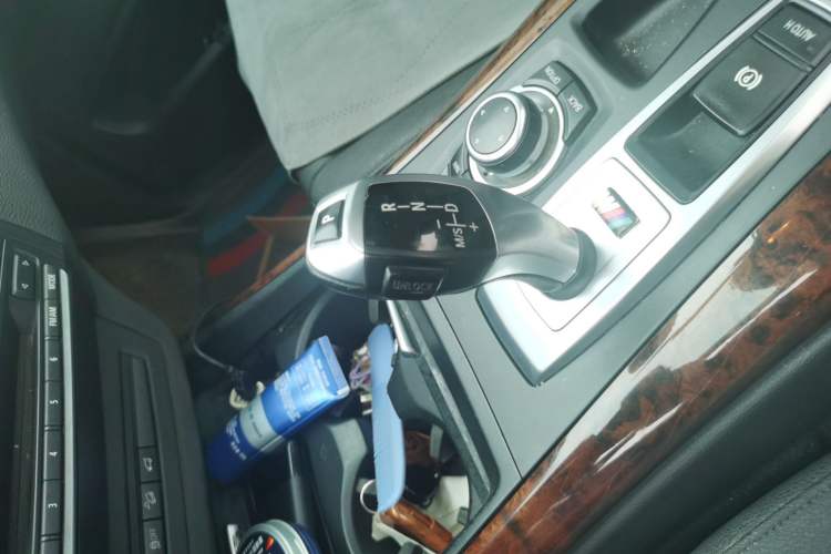Used BMW X5  Gear Lever