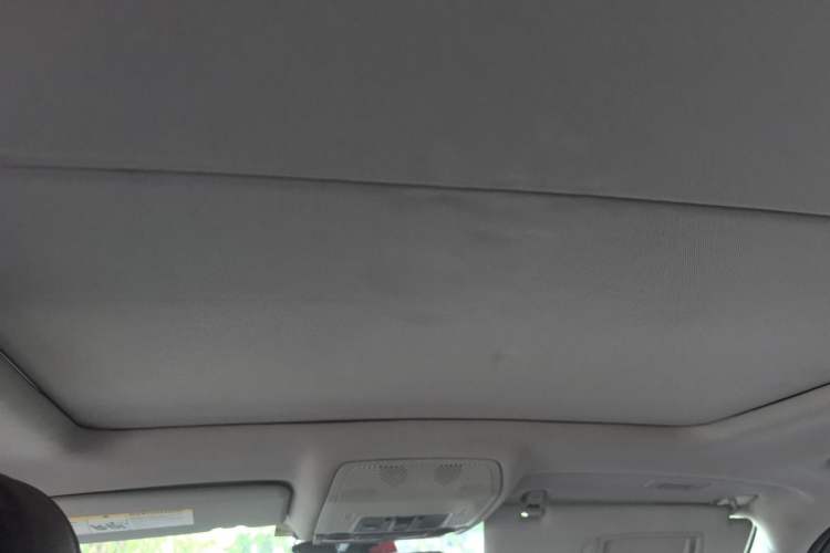 Used BMW X5 2011 xDrive35i Leading Model Headliner
