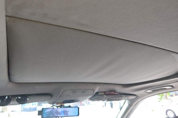 Used BMW X5 2011 xDrive35i Leading Model Headliner