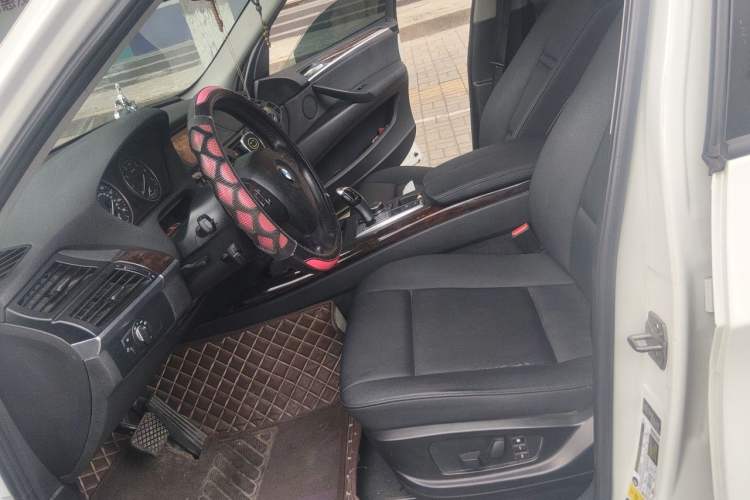 Used BMW X5 2011 xDrive35i Leading Model Left Front Seat