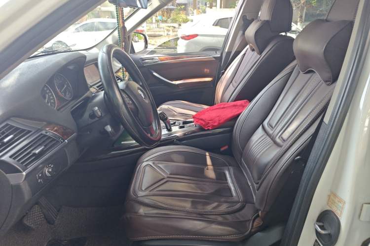 Used BMW X5 2011 xDrive35i Leading Model Left Front Seat