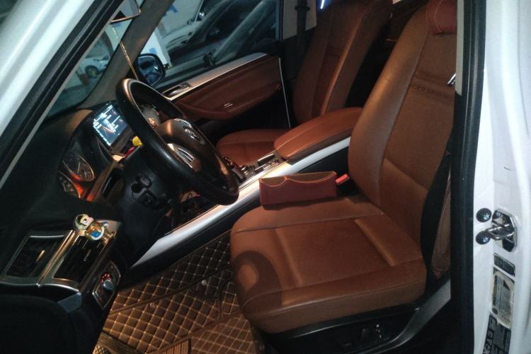 Used BMW X5 2011 xDrive35i Middle East version 5-seater Left Front Seat