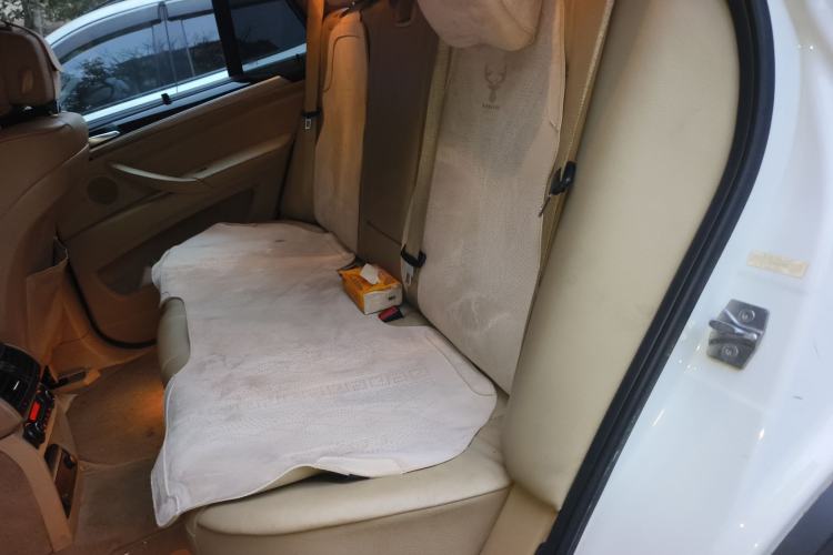 Used BMW X5 2011 xDrive35i U.S. specification Left Rear Seat