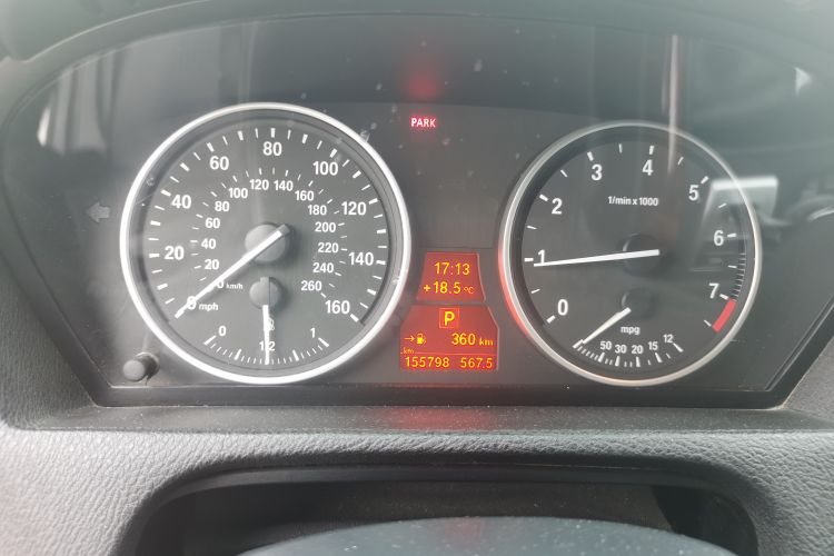Used BMW X5  Odometer Close Up