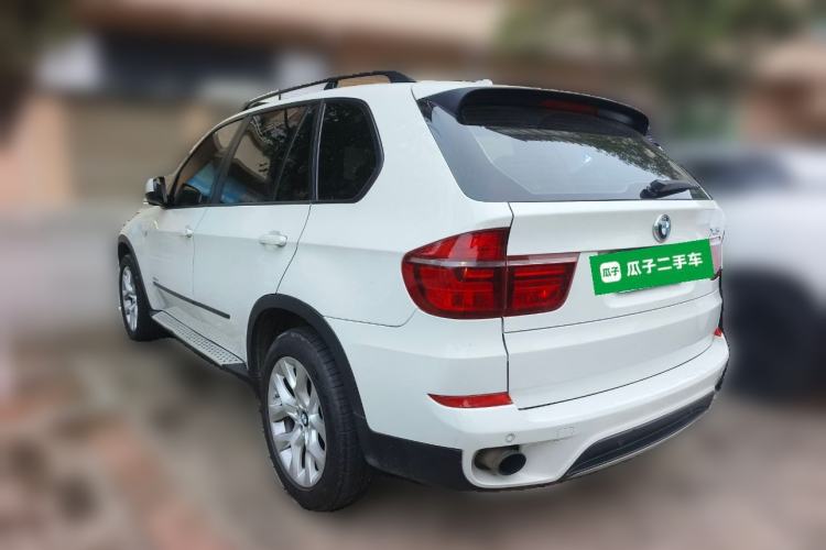 Used BMW X5 2011 xDrive35i U.S. specification Rear Left 45 Deg