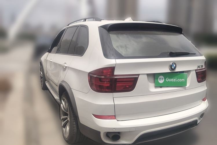 Used BMW X5 2011 xDrive35i Leading Model Rear Left 45 Deg