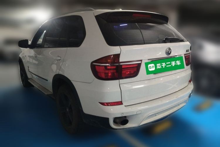 Used BMW X5 2011 xDrive35i Middle East version 5-seater Rear Left 45 Deg