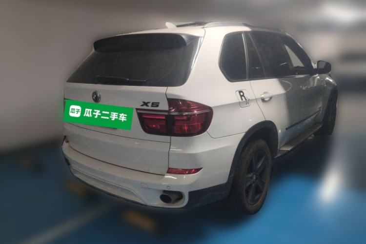 Used BMW X5 2011 xDrive35i Middle East version 5-seater Rear Right 45 Deg