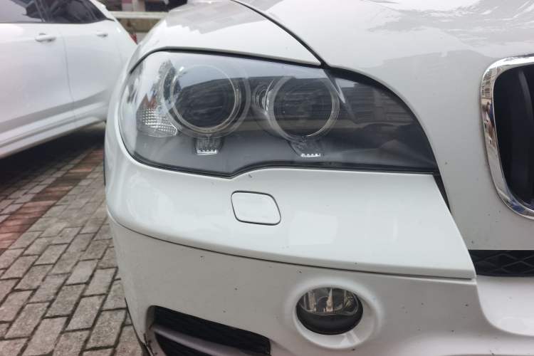 Used BMW X5 2011 xDrive35i U.S. specification Right Front Headlight