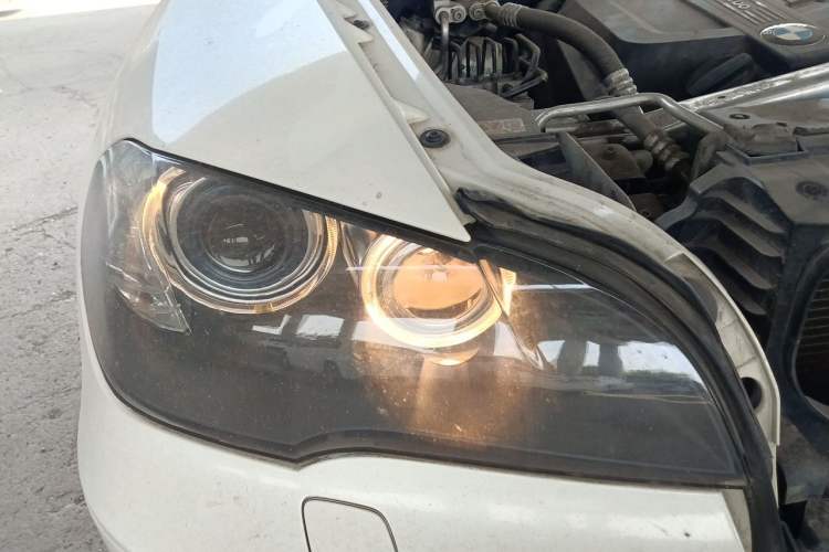 Used BMW X5  Right Front Headlight