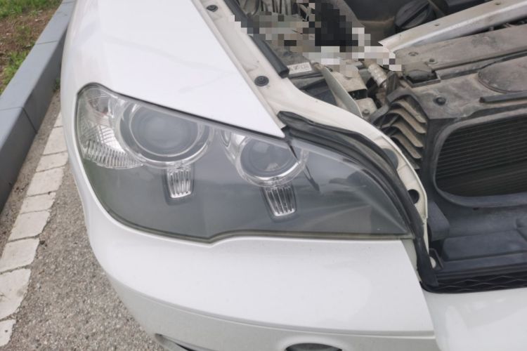Used BMW X5  Right Front Headlight