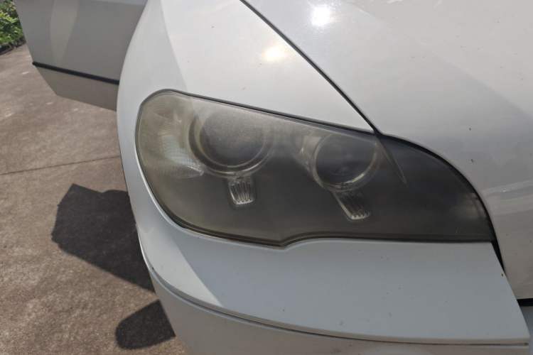 Used BMW X5 2011 xDrive35i Leading Model Right Front Headlight