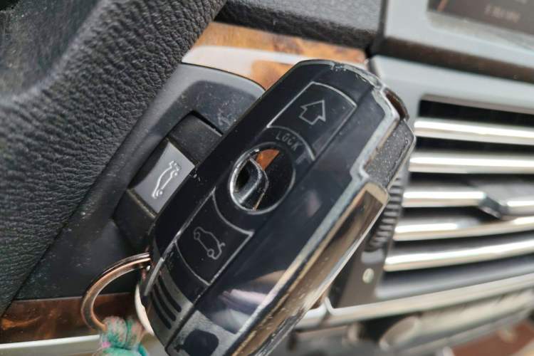Used BMW X5 2011 xDrive35i Leading Model Vehicle Key