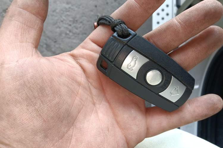 Used BMW X5  Vehicle Key