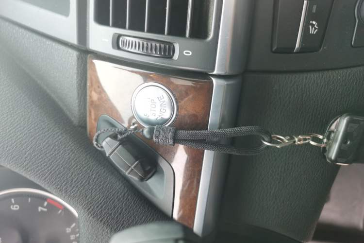 Used BMW X5  Vehicle Key