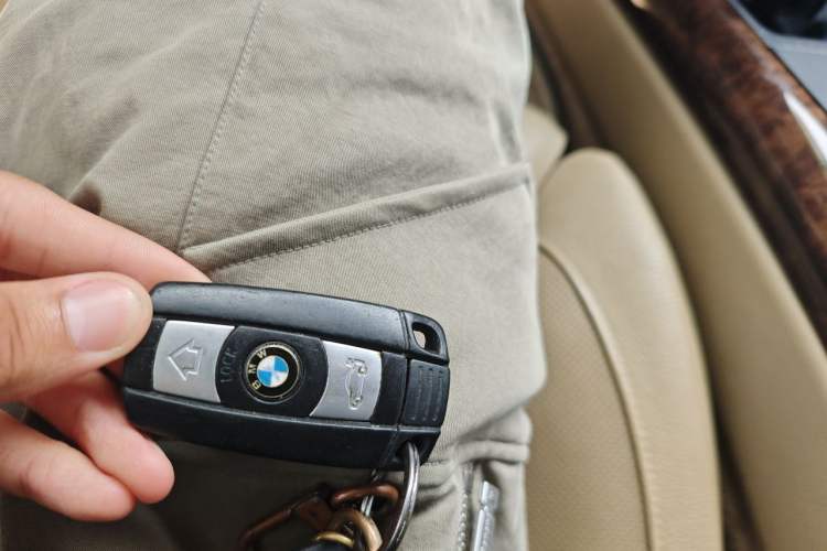 Used BMW X5 2011 xDrive35i Leading Model Vehicle Key
