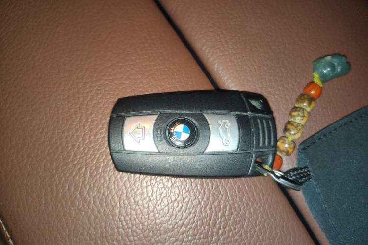 Used BMW X5 2011 xDrive35i Middle East version 5-seater Vehicle Key