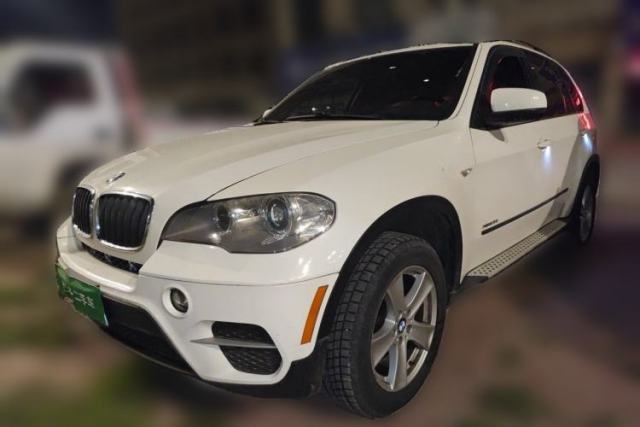 BMW X5 2011 xDrive35i Leading Model مستعملة