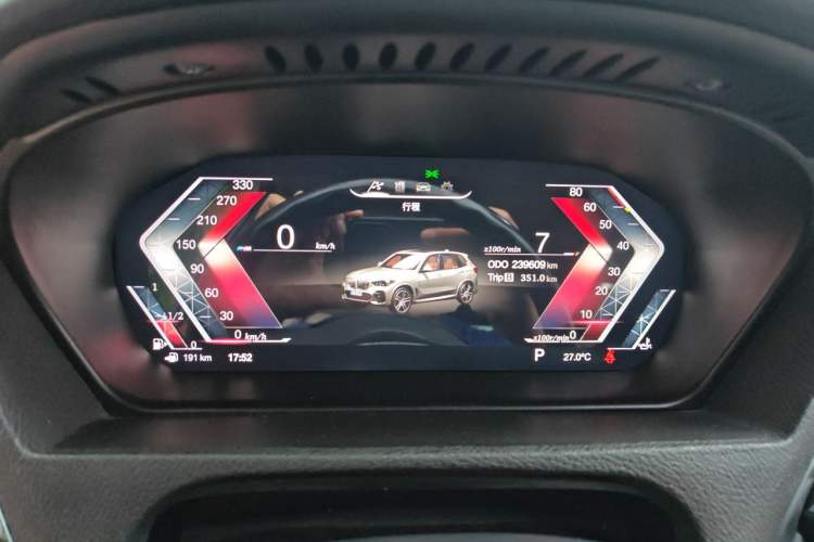 Used BMW X5 2011 xDrive35i U.S. specification Odometer Close Up