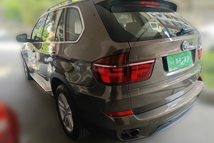 Used BMW X5 2011 xDrive35i Leading Model Rear Left 45 Deg