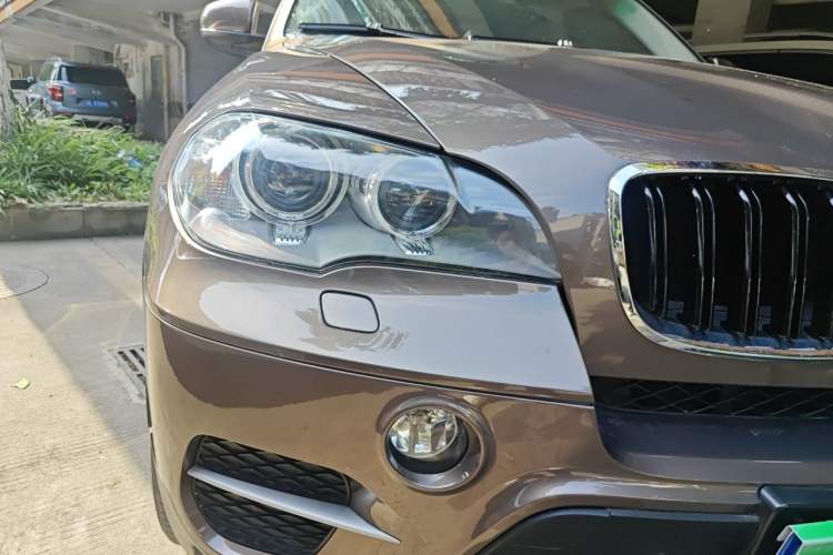 Used BMW X5 2011 xDrive35i Leading Model Right Front Headlight
