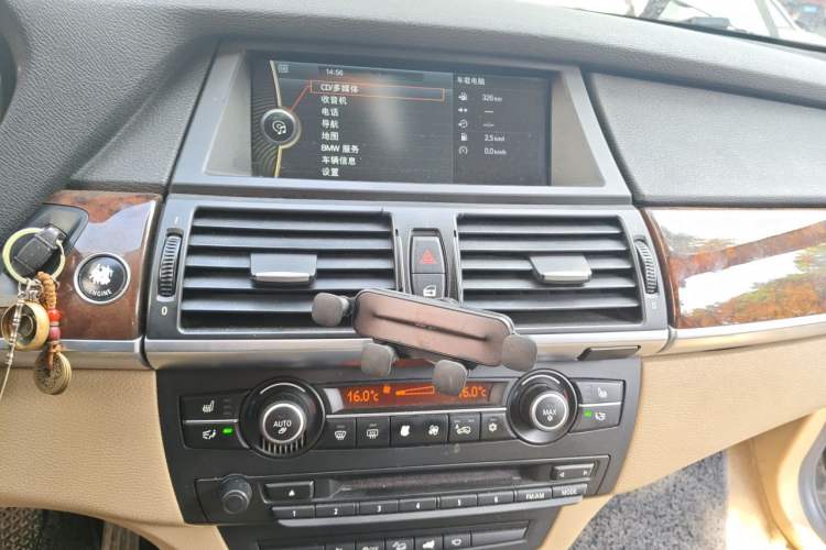 Used BMW X5 2012 xDrive35i U.S. specification Audio And AC Panel