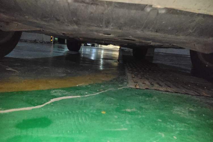 Used BMW X5 2012 xDrive35i US specification Chassis Front
