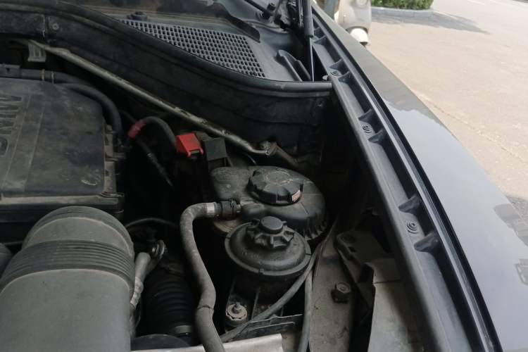 Used BMW X5  Engine Bay Left