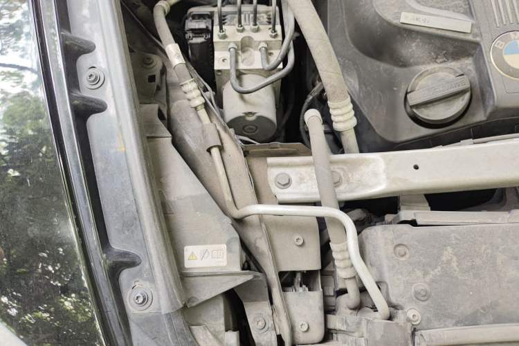Used BMW X5  Engine Bay Right