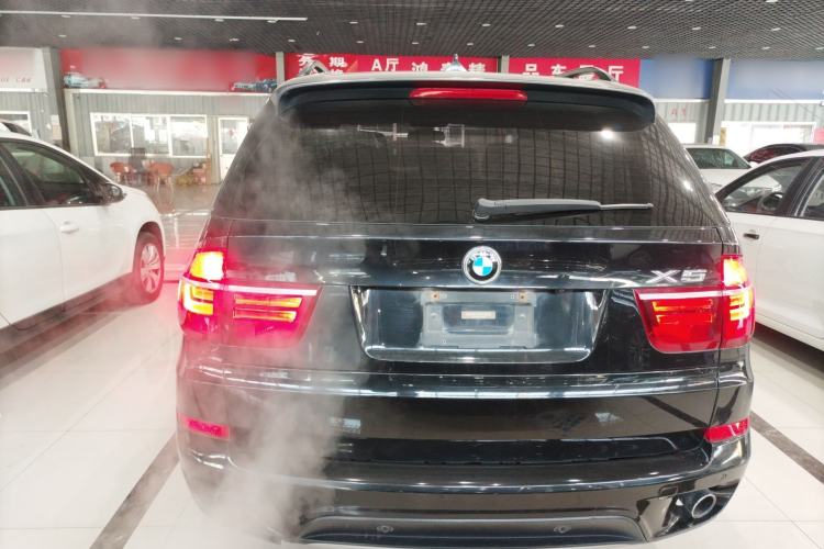 Used BMW X5 2012 xDrive35i Luxury Edition U.S. specification 5 seats Exterior 4