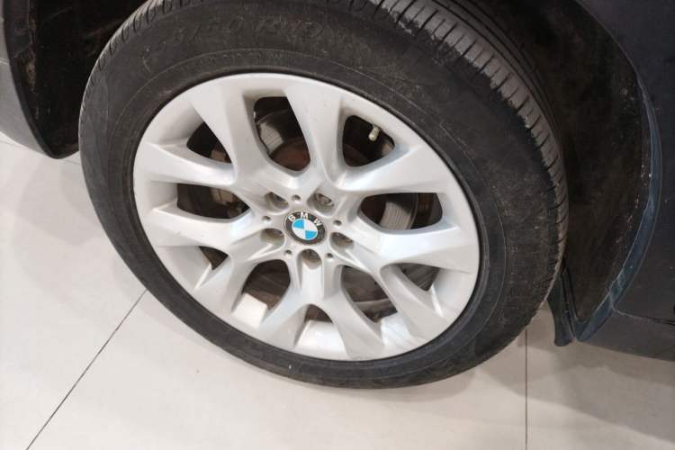 Used BMW X5 2012 xDrive35i Luxury Edition U.S. specification 5 seats Exterior 8