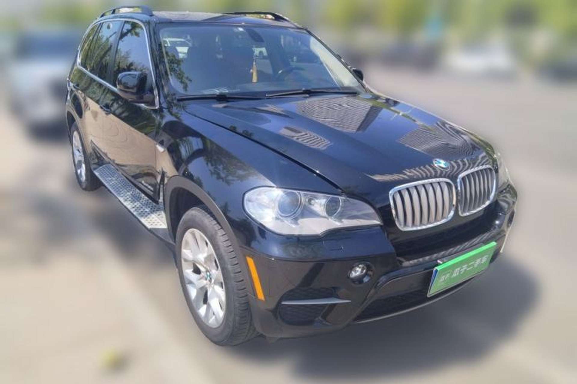 Used BMW X5  Front Right 45 Deg