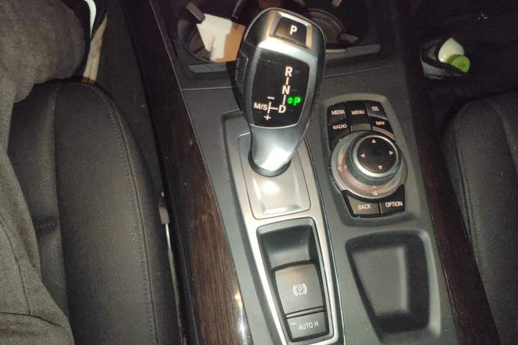 Used BMW X5 2012 xDrive35i US specification Gear Lever