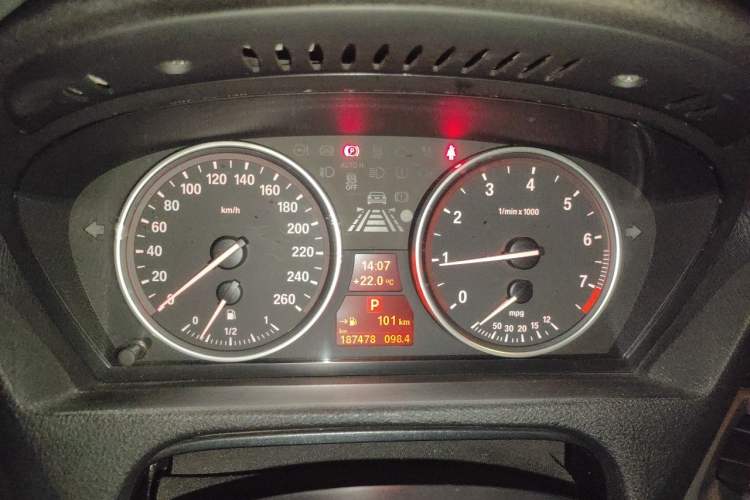 Used BMW X5 2012 xDrive35i US specification Instrument Cluster