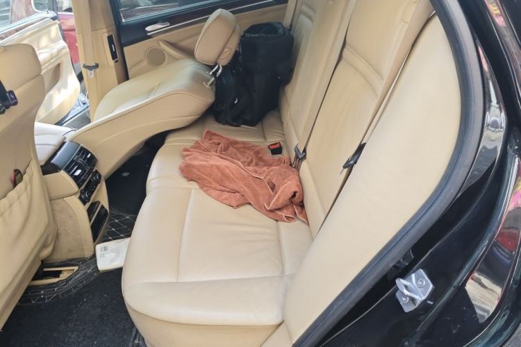 Used BMW X5 2012 xDrive35i U.S. specification Left Rear Seat