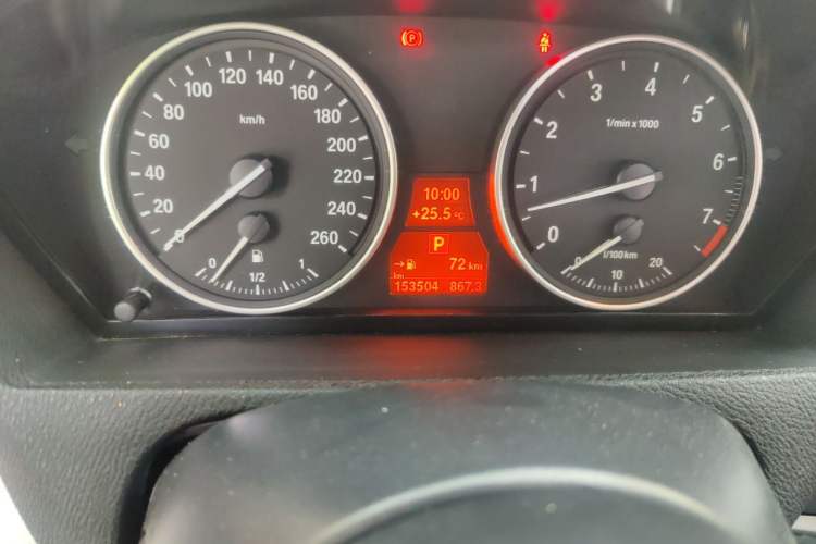 Used BMW X5 2012 xDrive35i U.S. specification Odometer Close Up