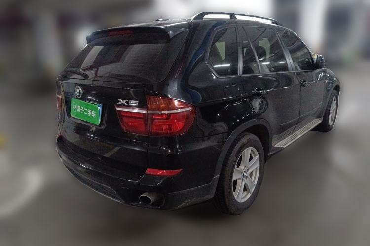 Used BMW X5  Rear Right 45 Deg