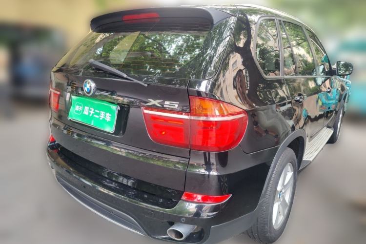 Used BMW X5 2012 xDrive35i U.S. specification Rear Right 45 Deg