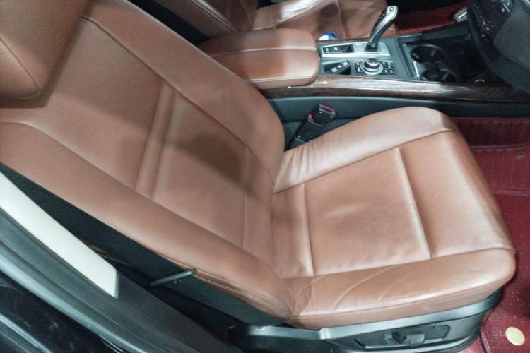 Used BMW X5 2012 xDrive35i Luxury Edition U.S. specification 5 seats Right Front Seat