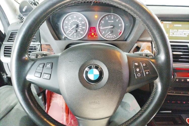 Used BMW X5 2012 xDrive35i Luxury Edition U.S. specification 5 seats Steering Wheel
