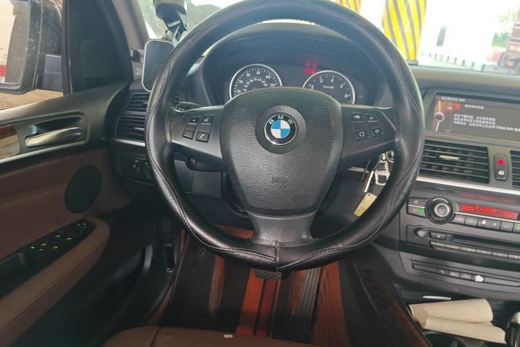 Used BMW X5  Steering Wheel