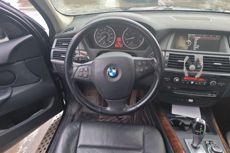 Used BMW X5  Steering Wheel