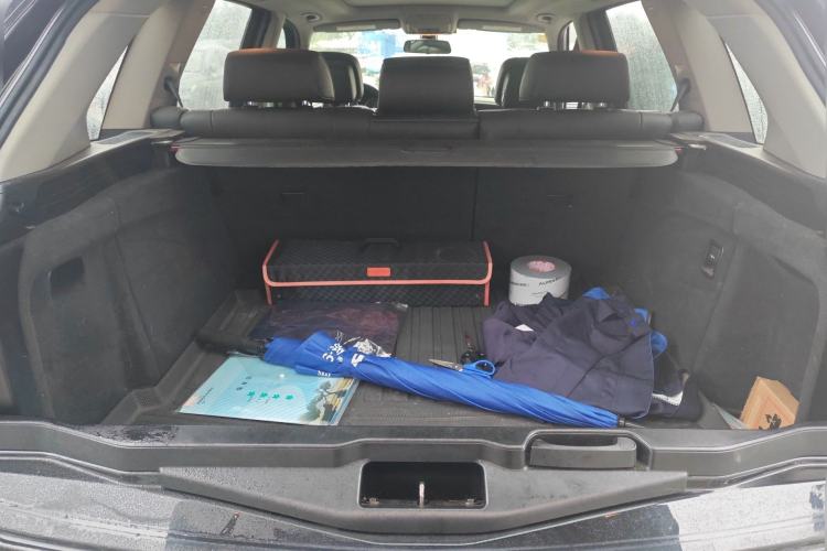 Used BMW X5  Trunk