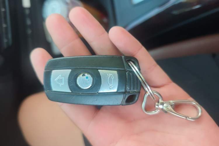 Used BMW X5 2012 xDrive35i U.S. specification Vehicle Key
