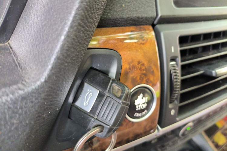 Used BMW X5  Vehicle Key