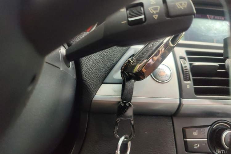 Used BMW X5 2012 xDrive35i U.S. specification Vehicle Key