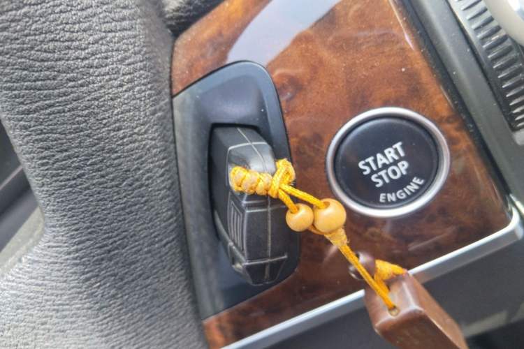 Used BMW X5  Vehicle Key