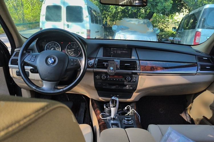 Used BMW X5 2012 xDrive35i U.S. specification Center Console