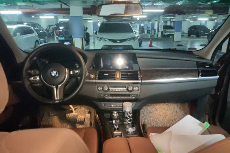 Used BMW X5 2012 xDrive35i U.S. specification Center Console